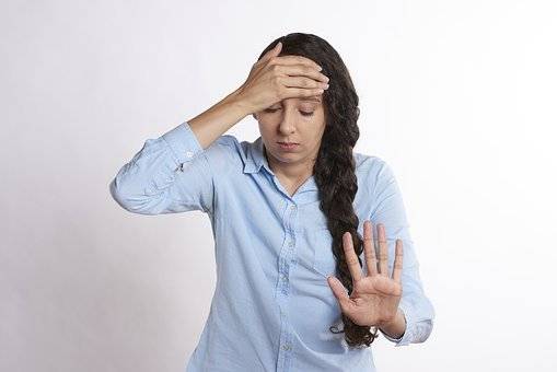 Migraine Headache :Causes Symptoms Treatment
